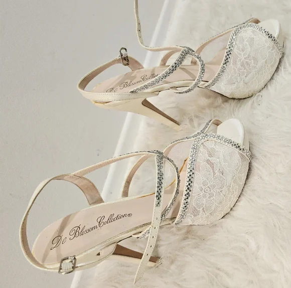 🔥 US Size 8 Bundle of 5 Pairs Women's Shoes - Flats.... - Picture 8 of 16